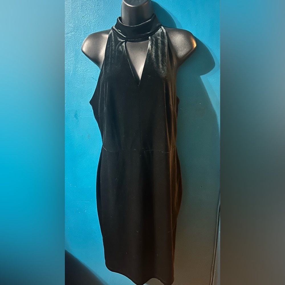 BUNDLE SALE: 15 % off 2 or more dresses/skirt sets - Picture 2 of 9